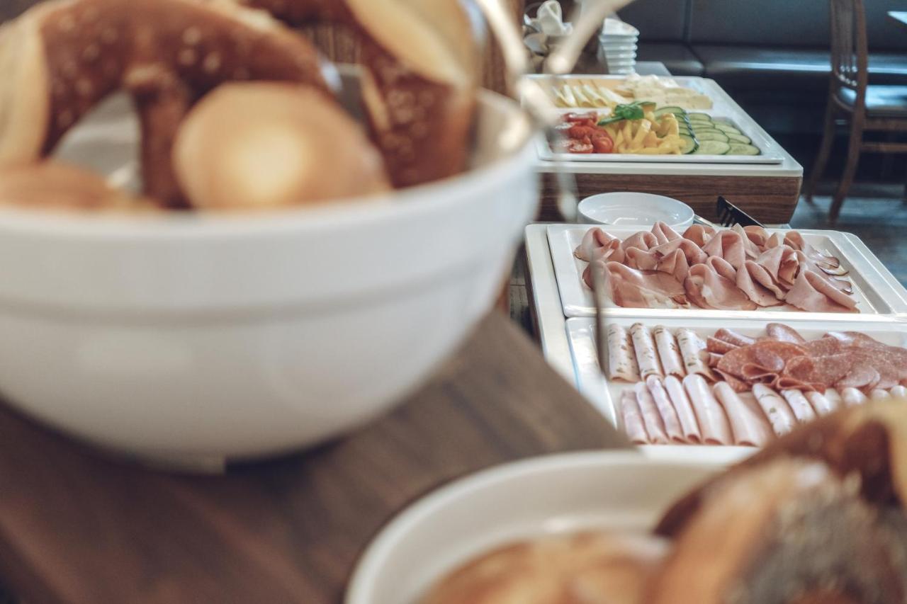 Restaurant & Hotel Engelkeller Memmingen Ngoại thất bức ảnh