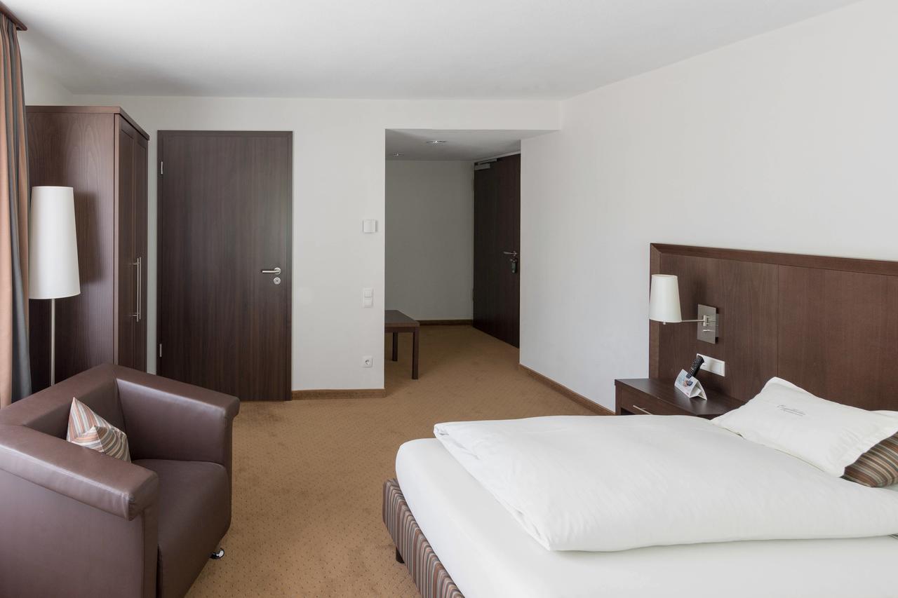 Restaurant & Hotel Engelkeller Memmingen Ngoại thất bức ảnh
