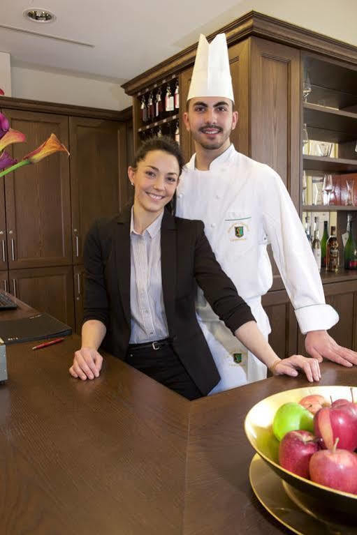 Restaurant & Hotel Engelkeller Memmingen Ngoại thất bức ảnh
