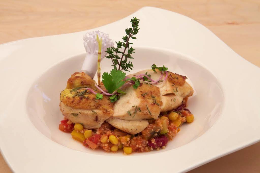 Restaurant & Hotel Engelkeller Memmingen Ngoại thất bức ảnh